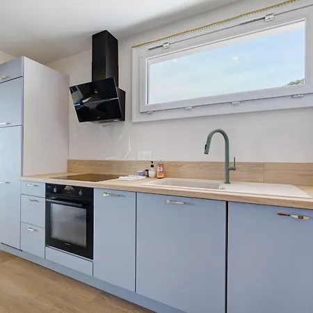 Pailletes 4p - Face Apartman